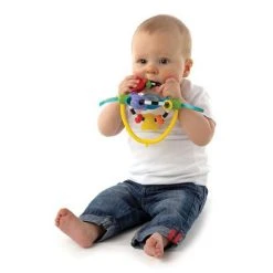 Playgro Hochstuhl-Spielzeug mit Saugfuß - Drehrassel -Günstiges Babyspielzeug Geschäft playgro hochstuhl spielzeug mit saugfuss drehrassel 40121 d4